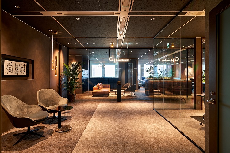 GLR_Investment_entrance