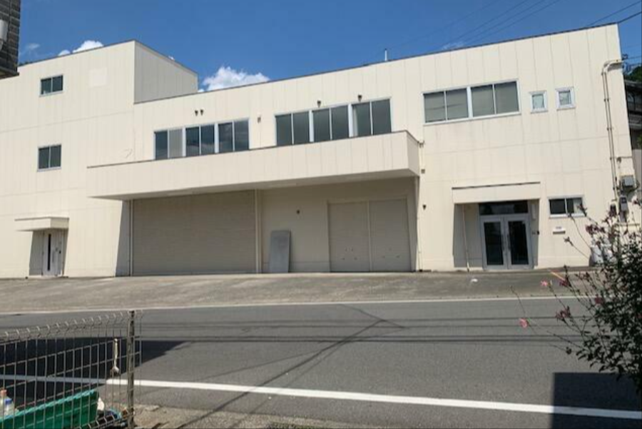 【賃貸】神奈川県川崎市麻生区937.89m2(283.71坪)の貸し倉庫（貸倉庫）・賃貸倉庫の外観